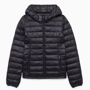 SOLD 💰 TNA Botanie Jacket Packable Lightweight Puffer